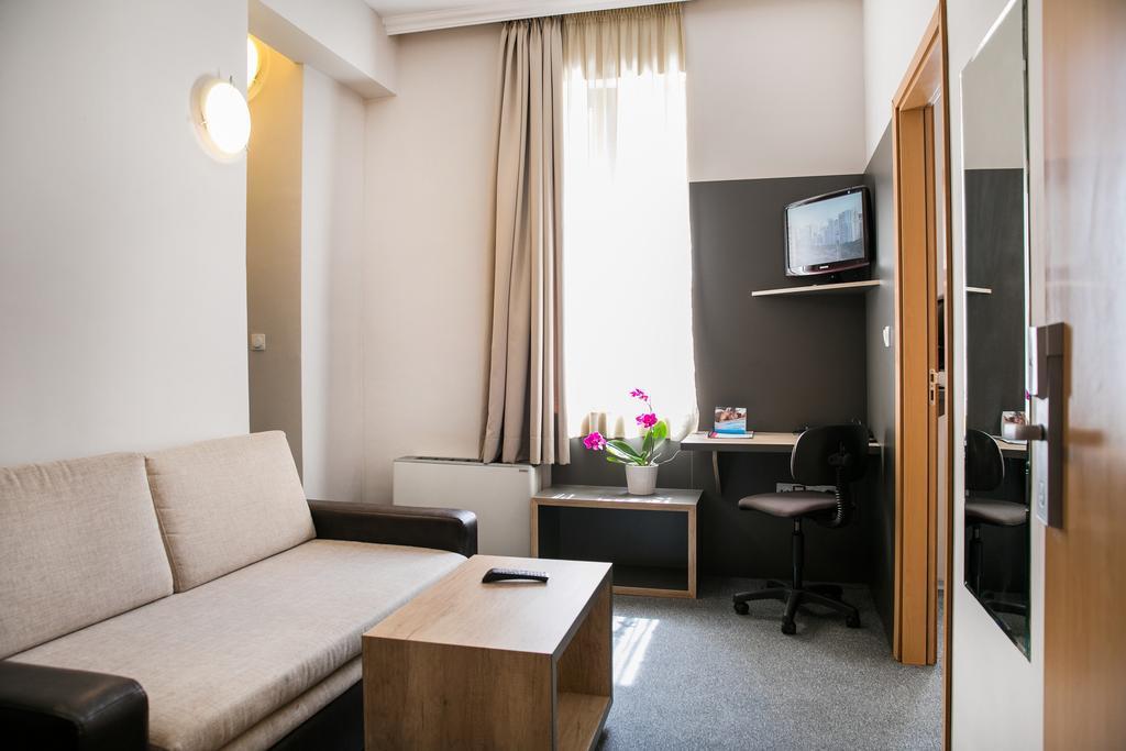 Hotel Niky Sofia Exterior photo