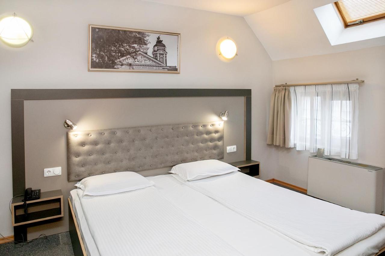 Hotel Niky Sofia Exterior photo